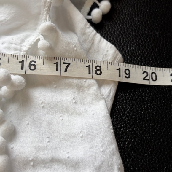 Lilly Pulitzer Raquelle Top Swiss Dot Dobby Chambray White Peplum Embroidered L - Picture 10 of 13